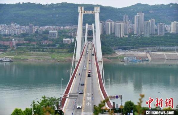萬(wàn)州長(zhǎng)江二橋工程用<a href=http://www.afpark.cn target=_blank class=infotextkey>厚壁無(wú)縫鋼管</a>由我公司生產(chǎn)制造